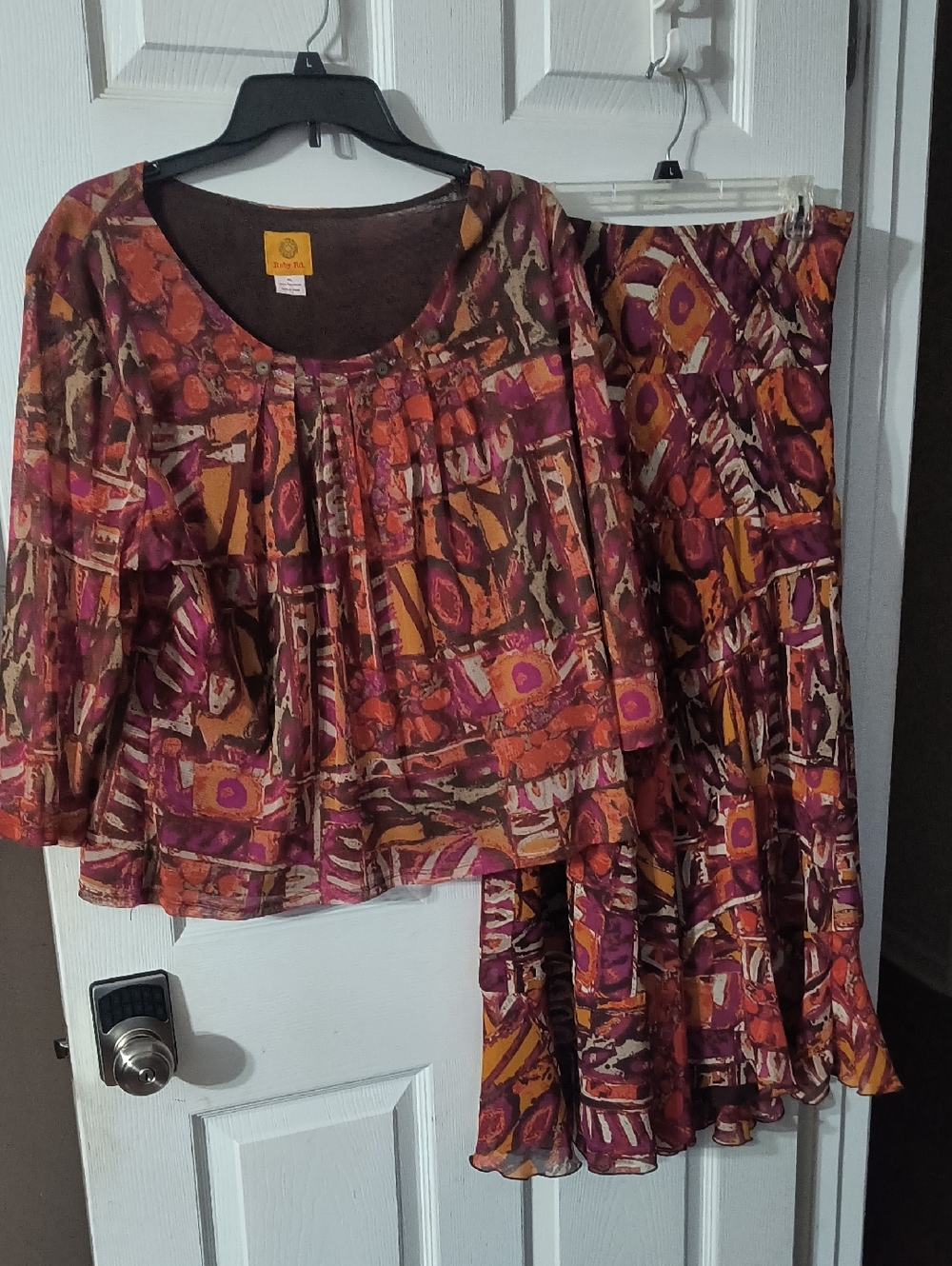 Ruby Rd. Multicolor Floral-Print Blouse And Skirt in Magenta & Mustard